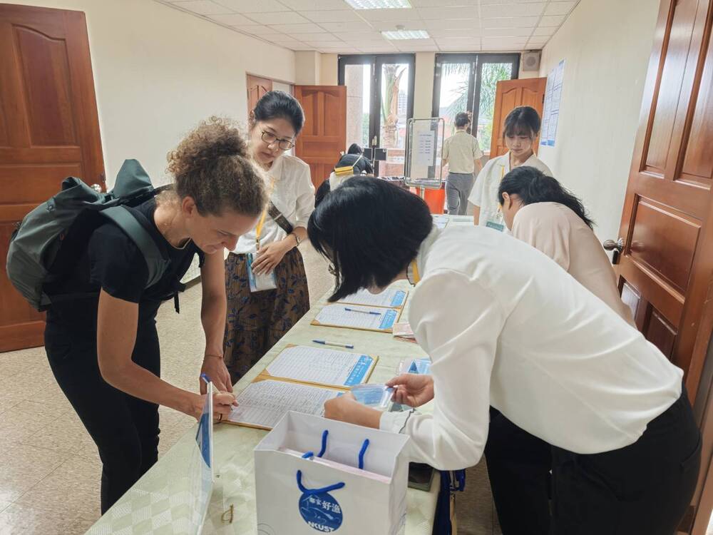 德國基爾大學Meike Stumpp博士親臨與會。