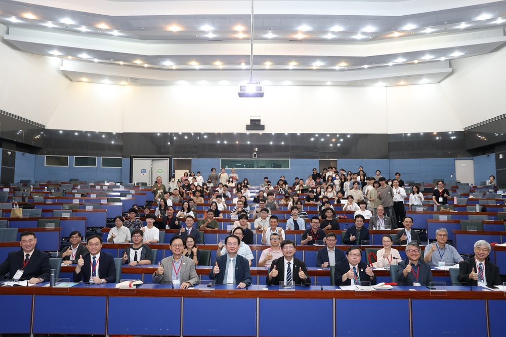 DHA 2026於高科大第一校區登場，近200位國內外學者、臨床專家及產業代表齊聚，共探以人為本的智慧醫療與人機協作。