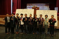 四國五行象棋全國錦標賽高科大登場行掛帥禮立法委員林岱樺宣佈比賽開始(左為土木系沈茂松教授)