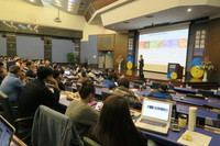 由科技部指導、南科AI_ROBOT自造基地補助，國立高雄科技大學創新創業教育中心、財務金融學院、資策會共同主辦「未來金融創新發展國際高峰會」，10月31日在高科大國際會議廳登場。