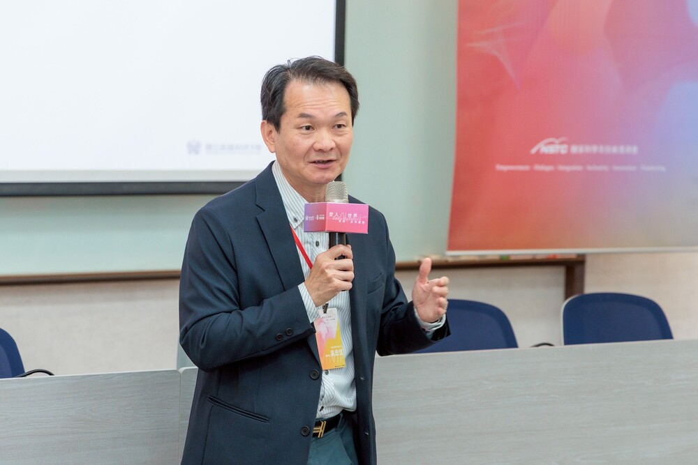 即將於下週就任的高科大第三任校長吳忠信代表高科大歡迎未來女婕思蒞校參與活動，也期待更多女性科技人才投入創造台灣產業的光彩前景。